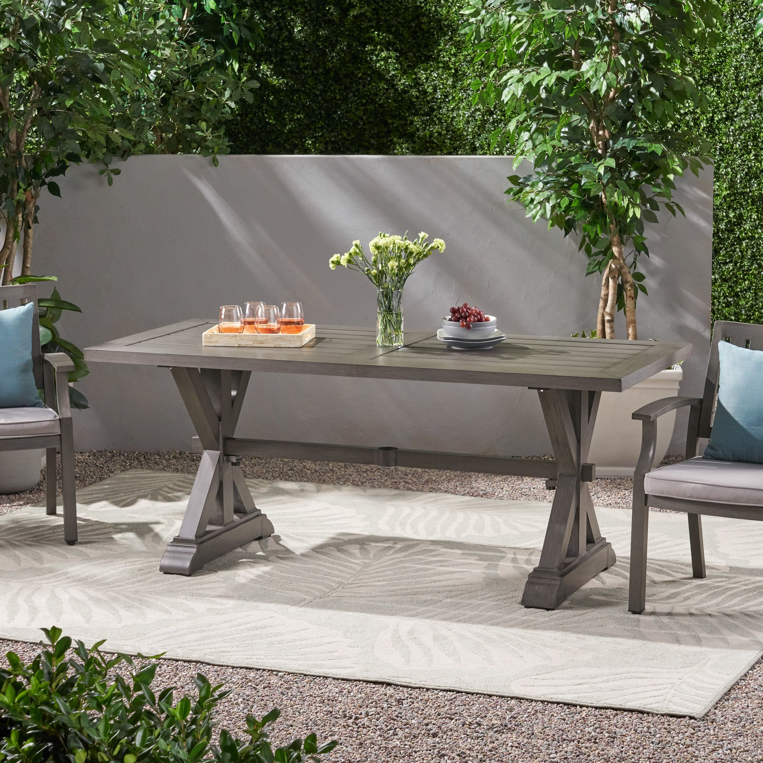 Metal farmhouse patio table discount